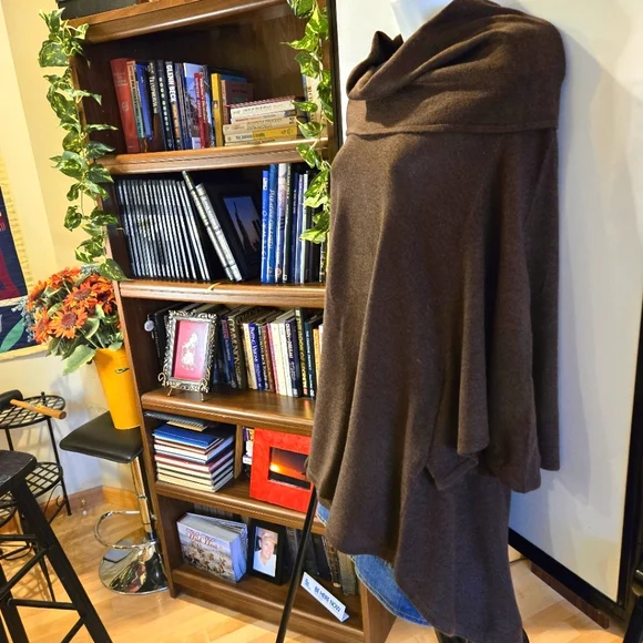 NWOTs, Inc. International Grey 3/4 Dolman Sleeve Cowl Neck Sweater Size XL - Picture 9 of 14